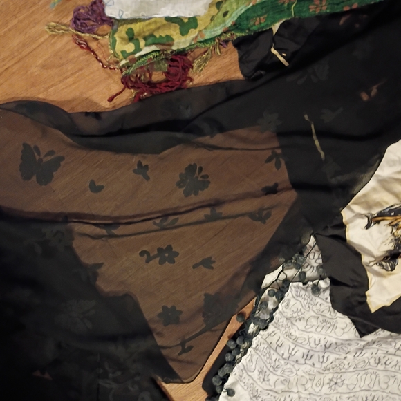 Colorful Scrafs Collection - Picture 5 of 6